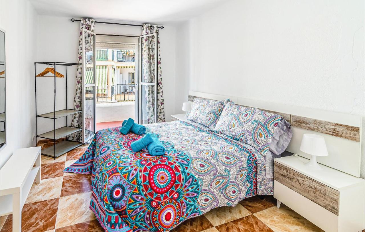 Beautiful Apartment In Cordoba With Kitchenette Екстериор снимка