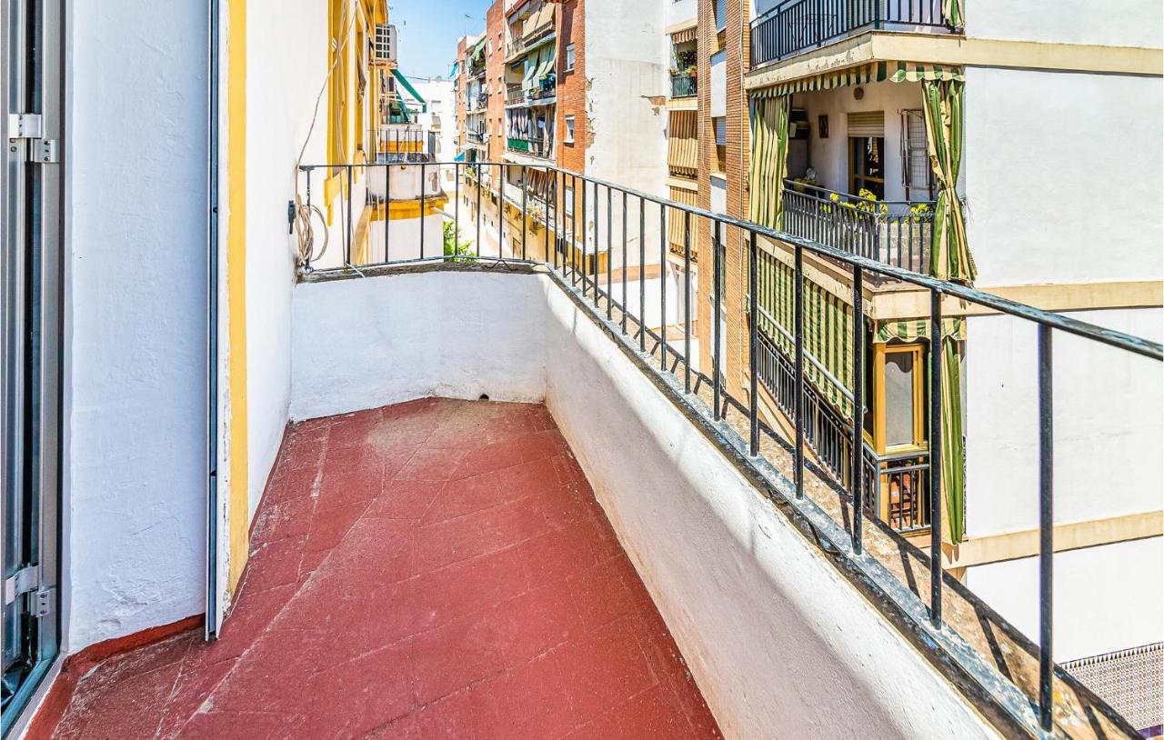 Beautiful Apartment In Cordoba With Kitchenette Екстериор снимка